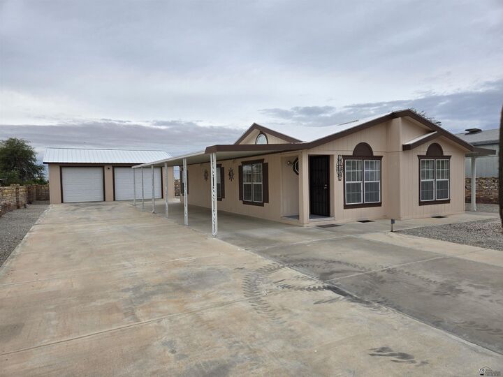 Property Photo:  10592 S Choya Ave  AZ 85367 