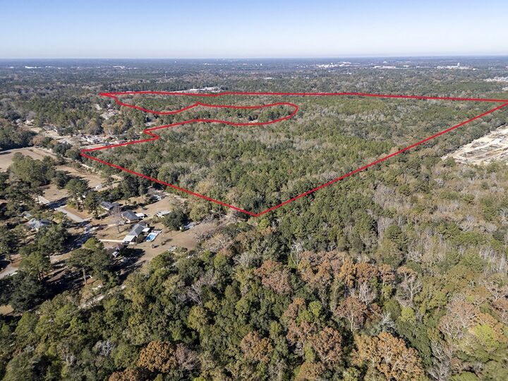 Property Photo:  111 Garden Hill Drive  GA 31705 