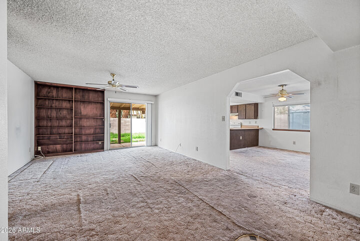 Property Photo: 1730 W Posada Avenue AZ 85202