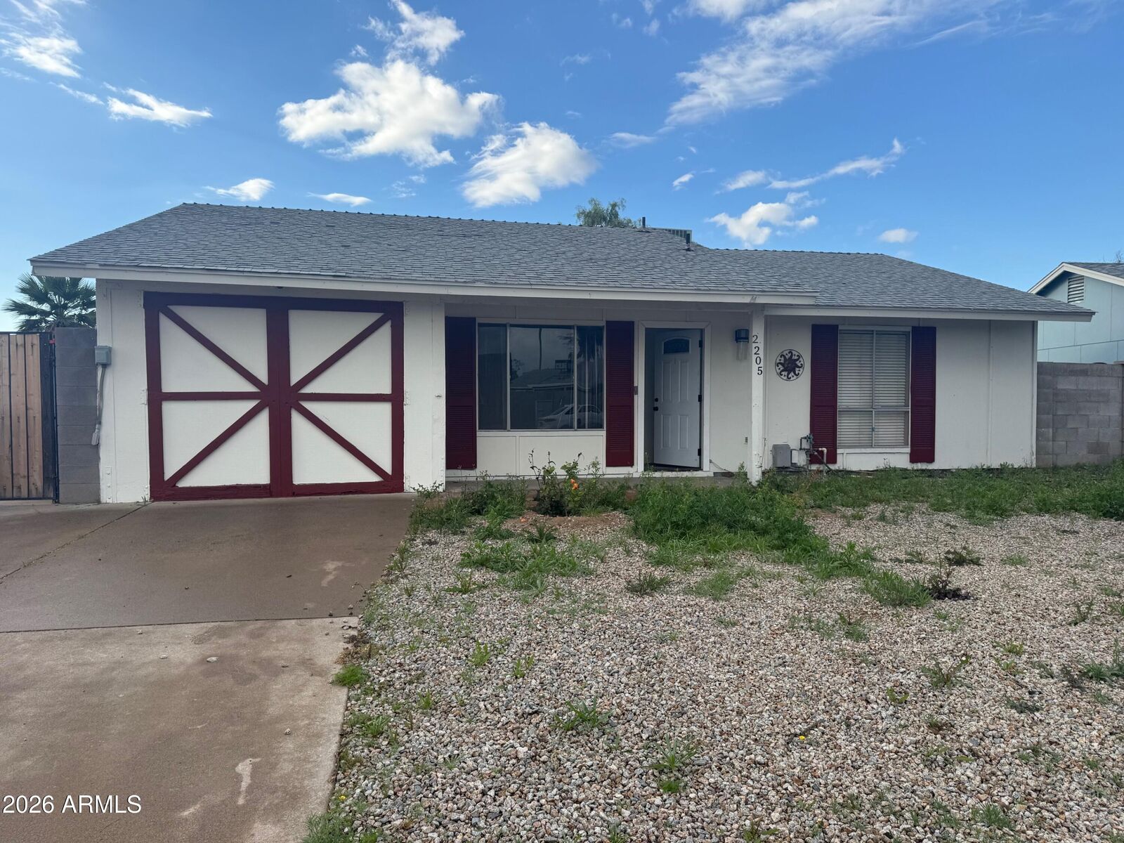 Property Photo:  2205 W Desiree Lane  AZ 85282 