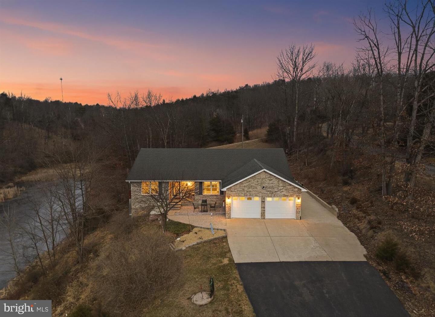 Property Photo: 3904 N Frederick Pike VA 22603