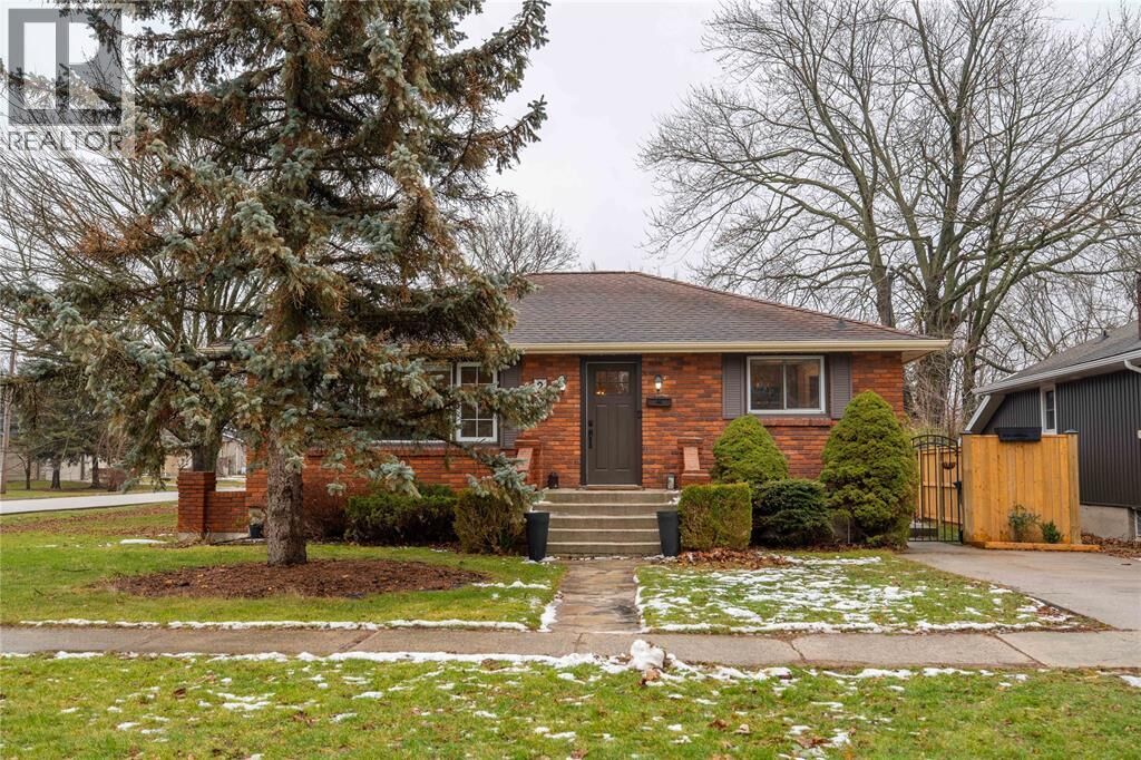 Property Photo: 239 Paget Street ON N0N 1G0