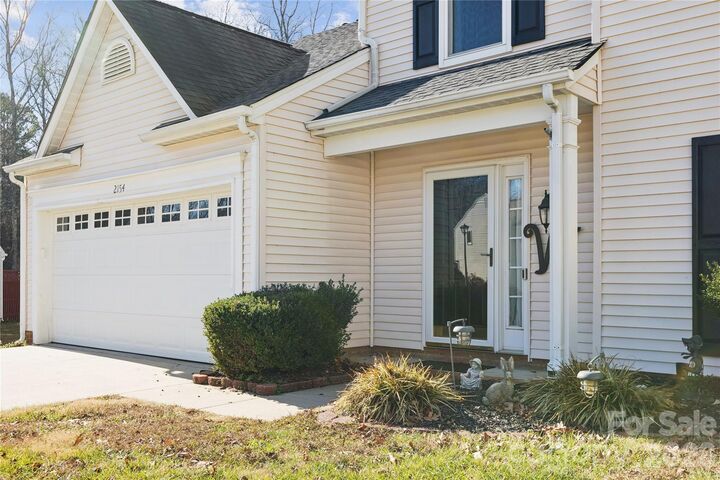 Property Photo: 2154 Mallard Green Place NC 28262