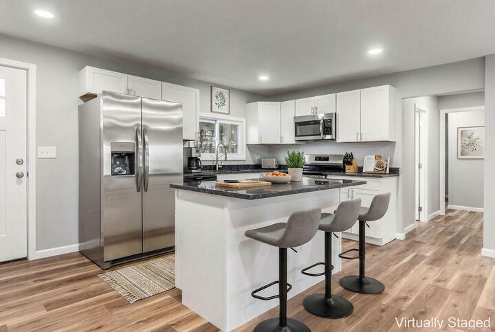 Property Photo:  906 S Main Street  OH 43050 