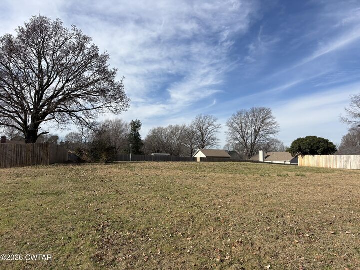 Property Photo: 85 Weatheridge Drive TN 38305