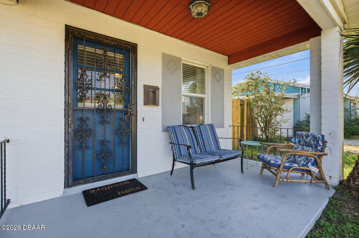 Property Photo:  322 Euclid Avenue  FL 32118 