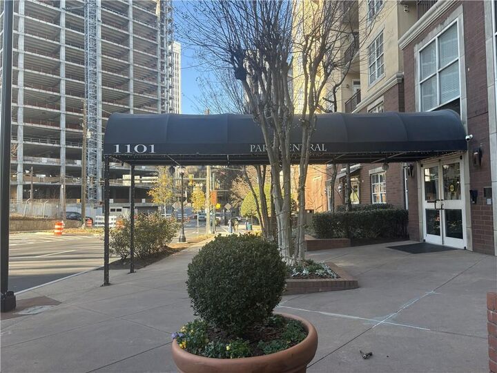 Property Photo:  1101 Juniper Street NE 525  GA 30309 