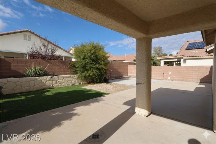 Property Photo: 4717 Goldfield Street NV 89031