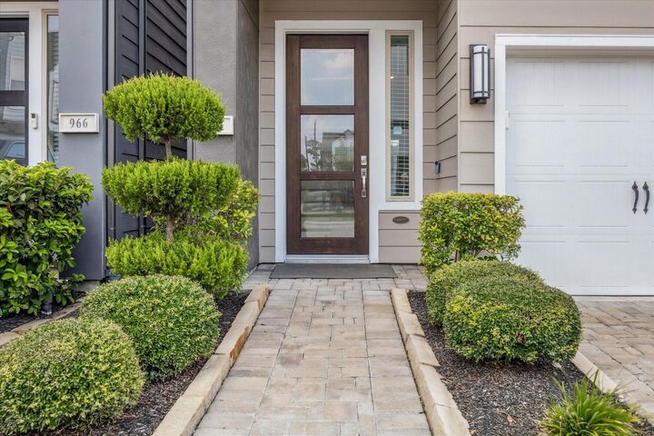 Property Photo: 964 Ford Pines Lane TX 77091