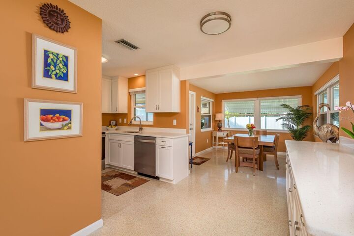 Property Photo:  2028 Douglas Avenue  FL 34698 