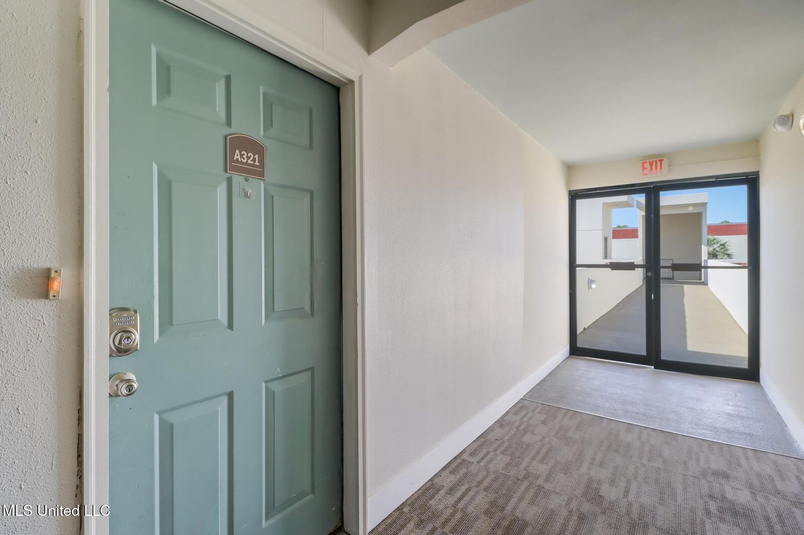 Property Photo: 2046 Beach Boulevard MS 39531