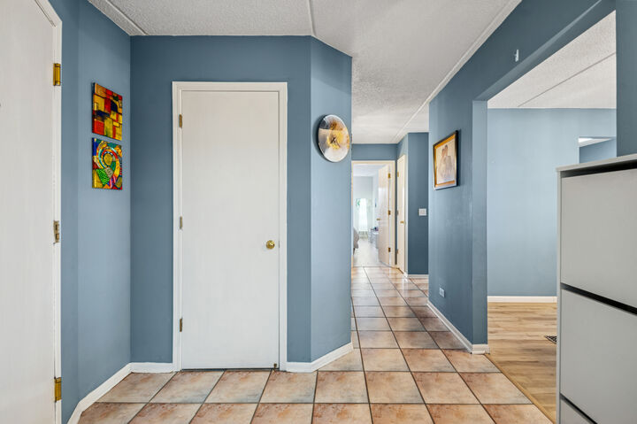 Property Photo:  6400 W Berteau Avenue 308  IL 60634 