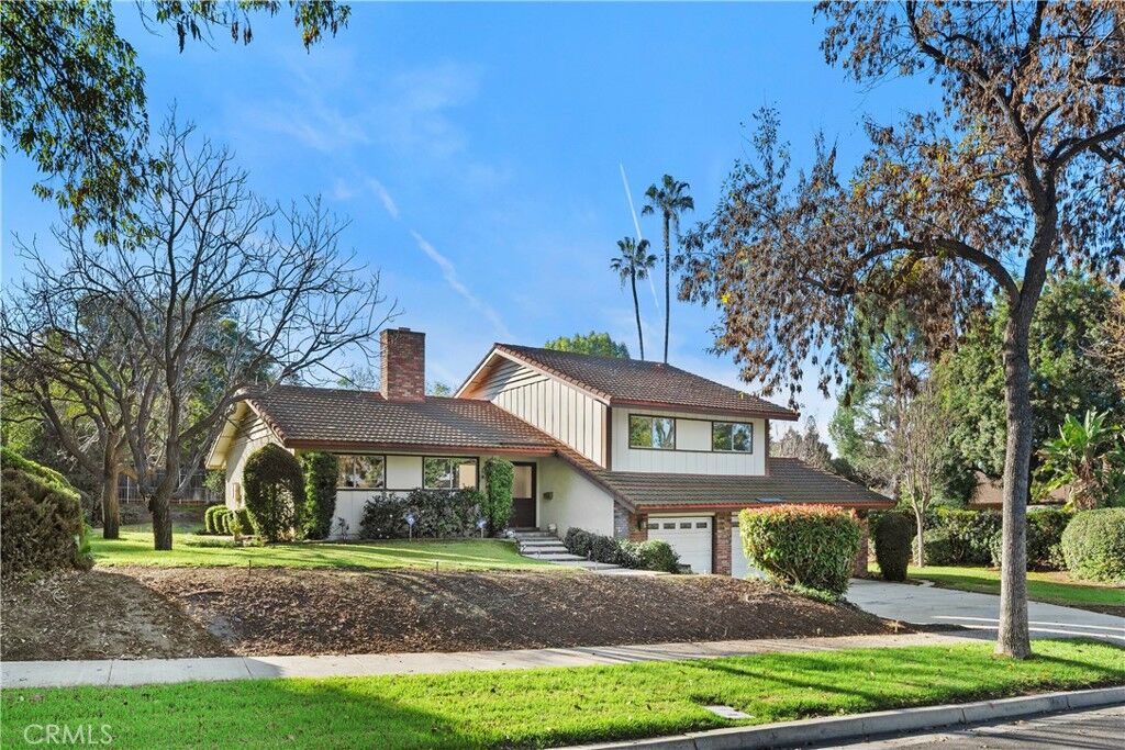 Property Photo:  1194 Lyndhurst Drive NW  CA 92506 