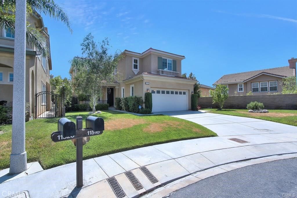 Property Photo:  11516 Venezia Way  CA 91326 