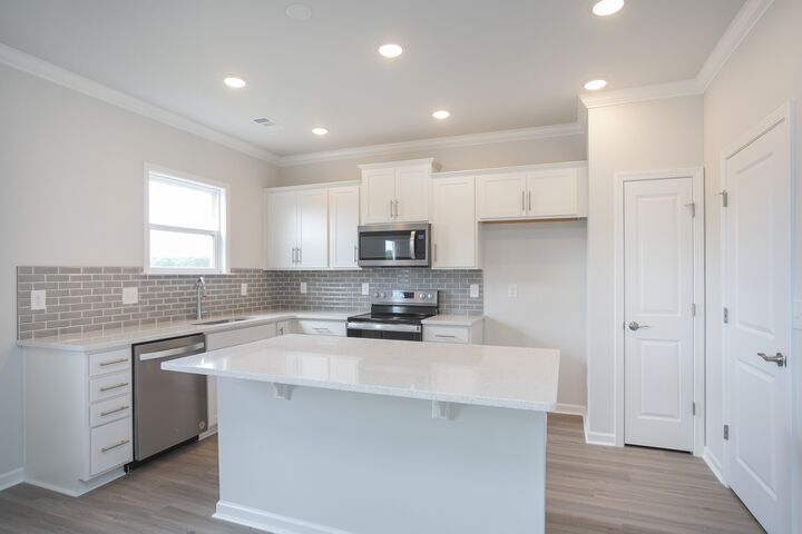 Property Photo:  486 Jet Stream Dr  TN 37086 