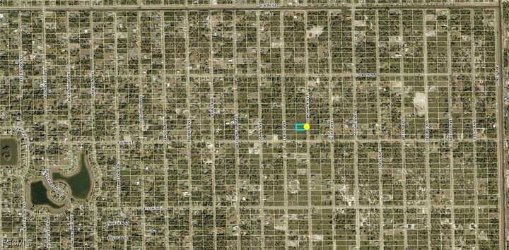 Property Photo:  605 Monroe Avenue  FL 33972 