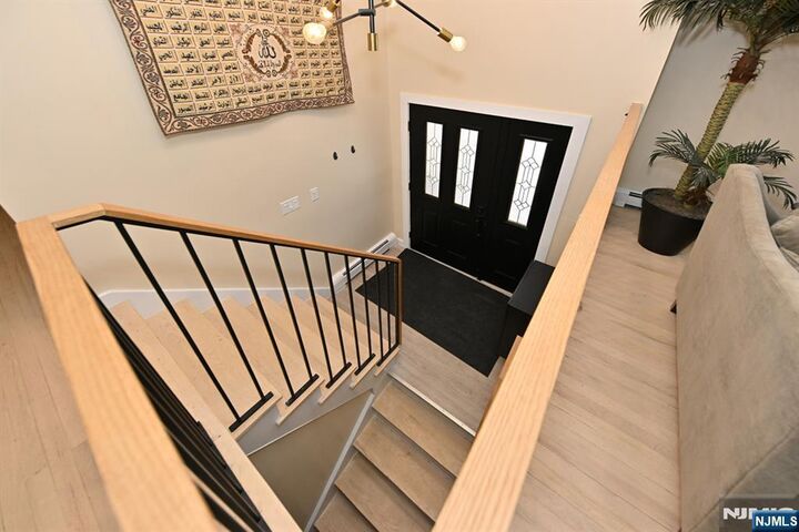 Property Photo:  83 Cottage Place  NJ 07675 