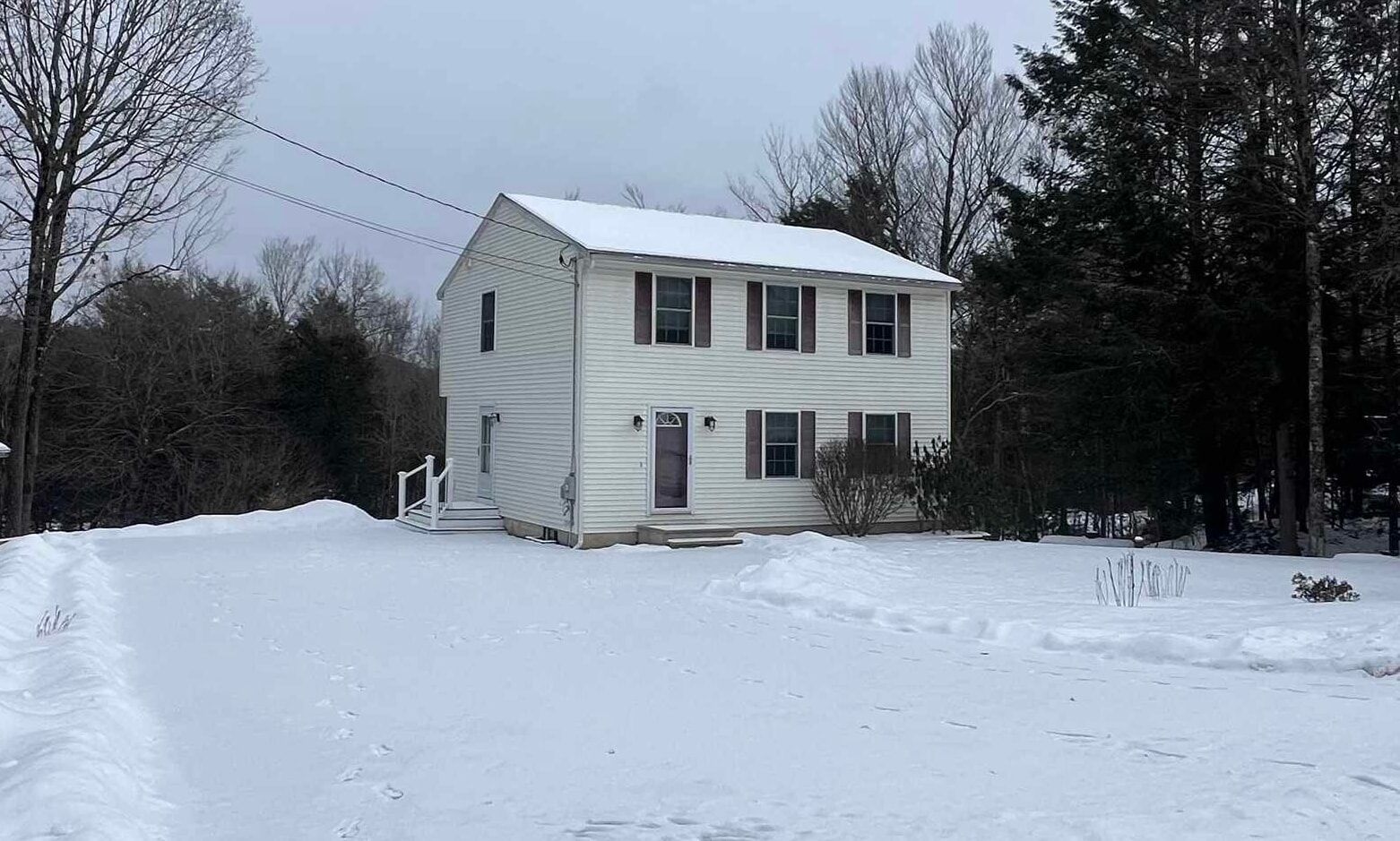 Property Photo:  71 Jefferson Drive  NH 03244 