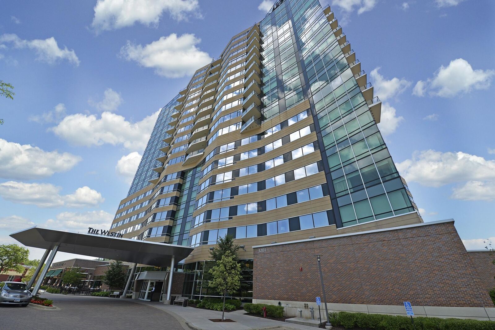 Property Photo:  3209 Galleria 1808  MN 55435 