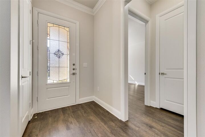 Property Photo:  8841 Creek Run Road 403  TX 76120 