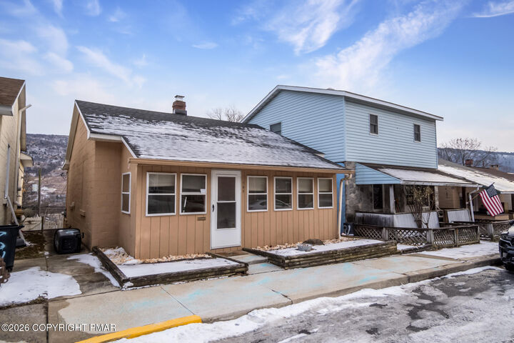 Property Photo:  788 Edgemont Avenue  PA 18071 