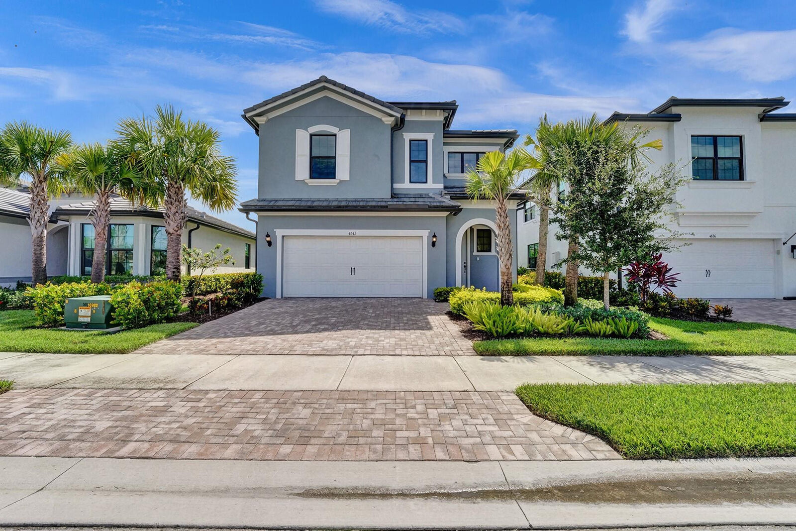 Property Photo:  4642 W Pinehurst Trail  FL 33309 
