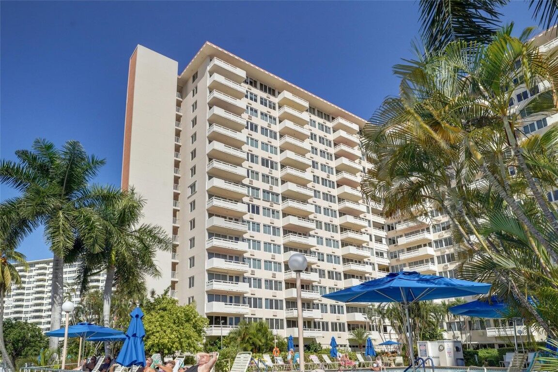 Property Photo:  3233 NE 34 316  FL 33308 