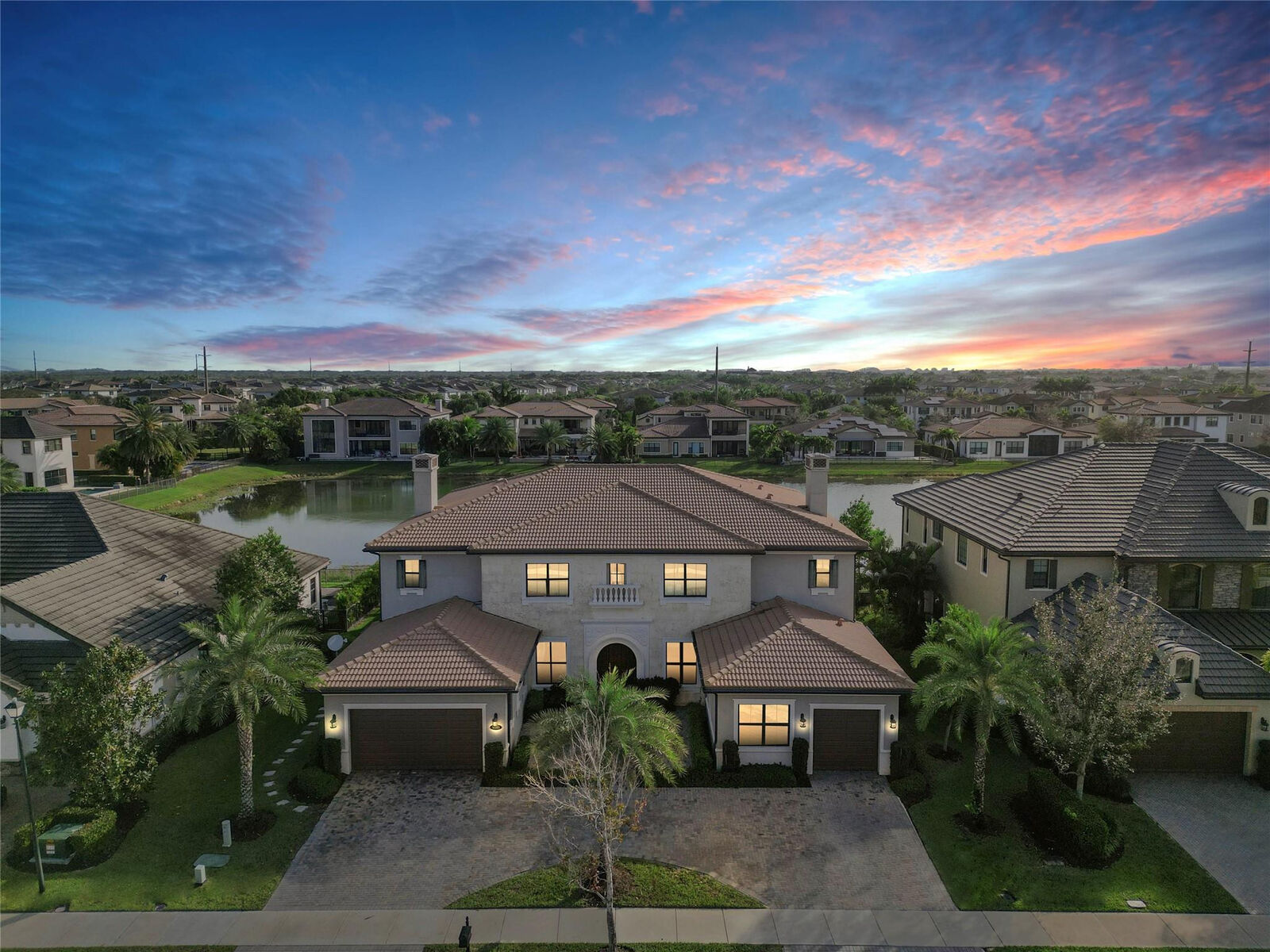 Property Photo:  9060 W Vista Way  FL 33076 