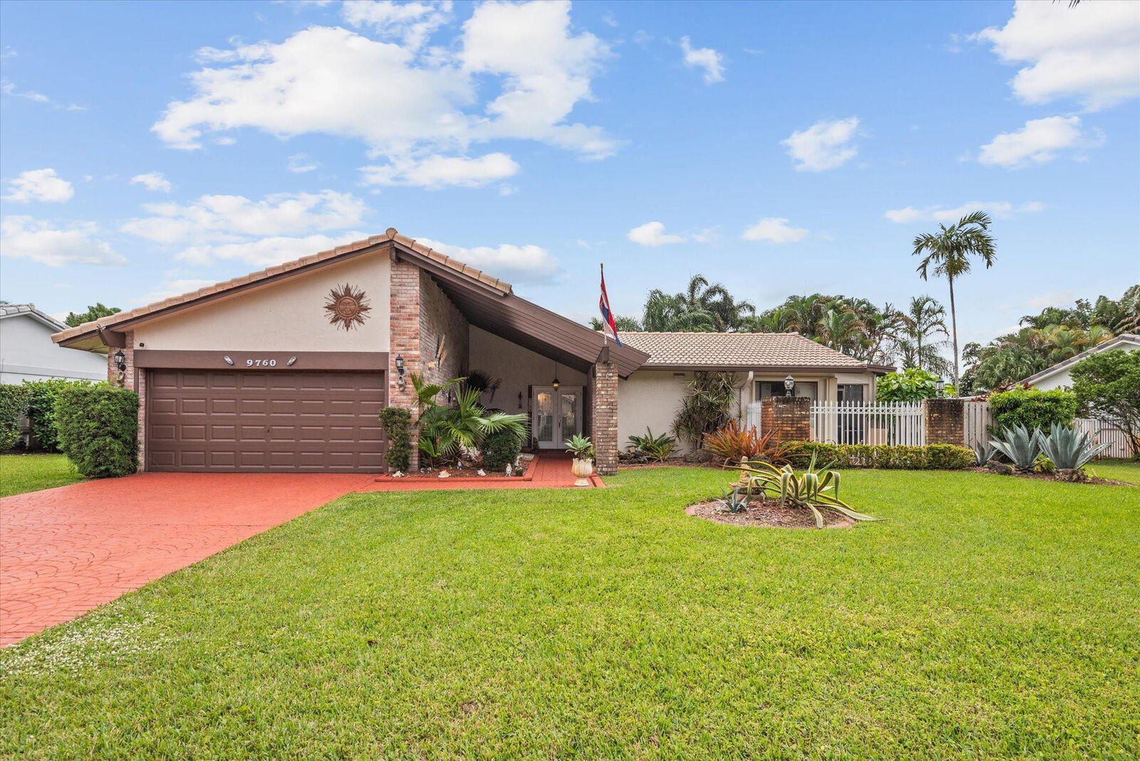 Property Photo:  9760 NW 17th Street  FL 33322 
