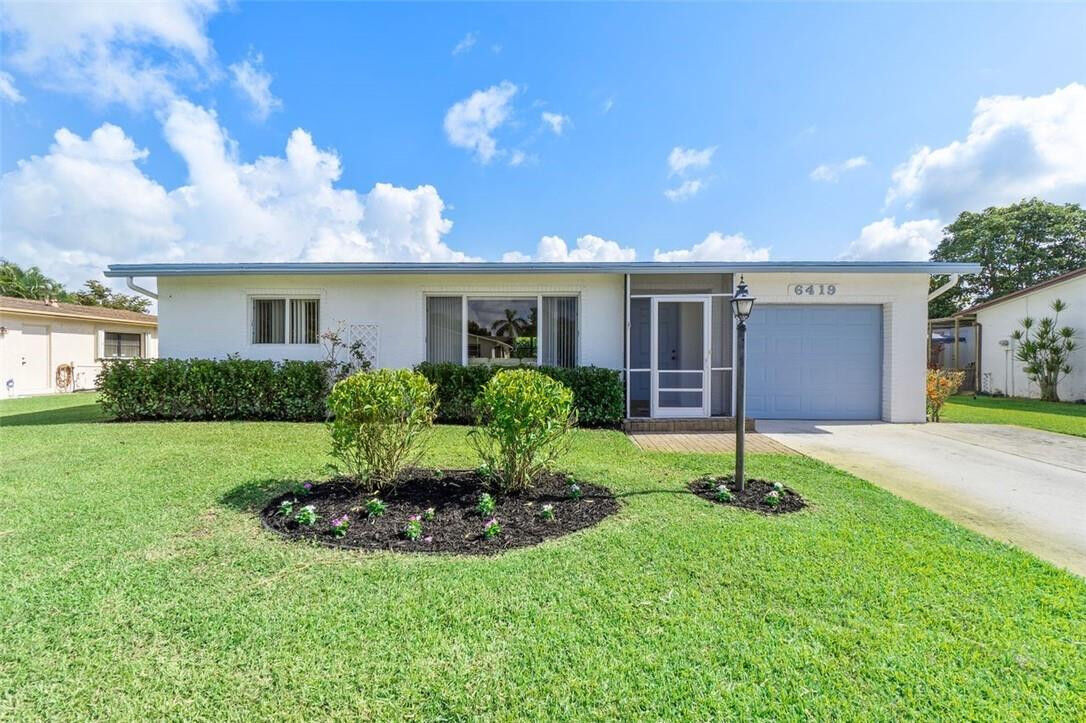 Property Photo:  6419 Hitchin Post Way  FL 33484 