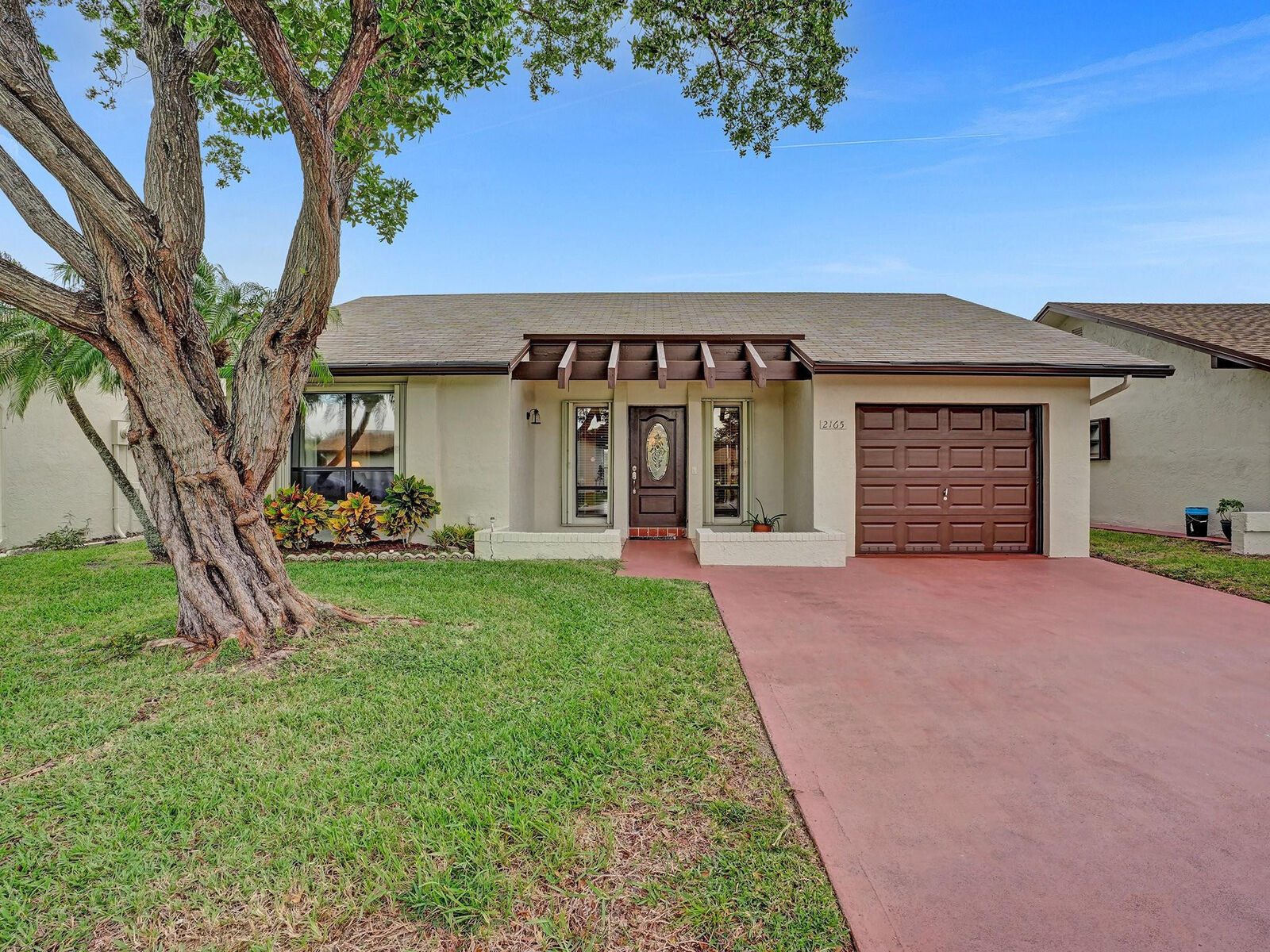 Property Photo:  2165 SW 17th Circle  FL 33442 
