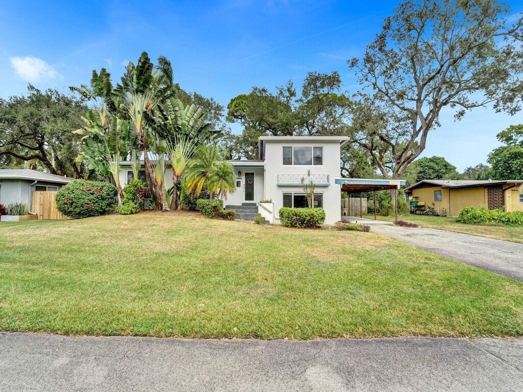 Property Photo:  3021 SW 22nd Street  FL 33312 