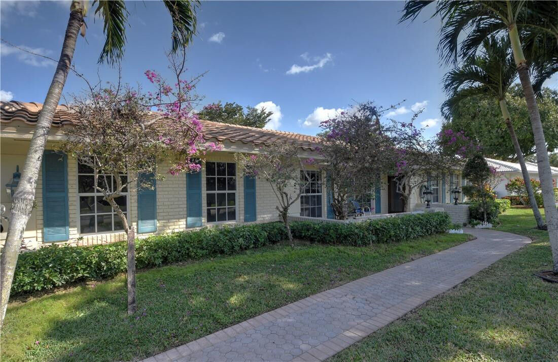 Property Photo:  3133 NW 114th Avenue  FL 33065 