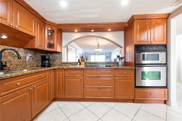 Property Photo: 4975 E Sabal Palm Blvd 309 FL 33319