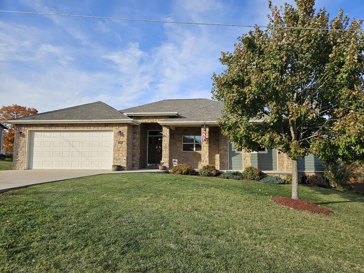 Property Photo:  1107 Lake Road Drive  MO 65625 