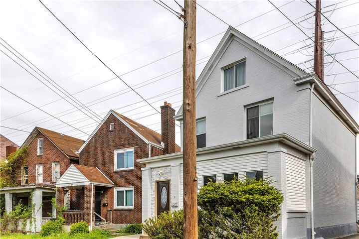 Property Photo:  25 Clearview Avenue  PA 15110 