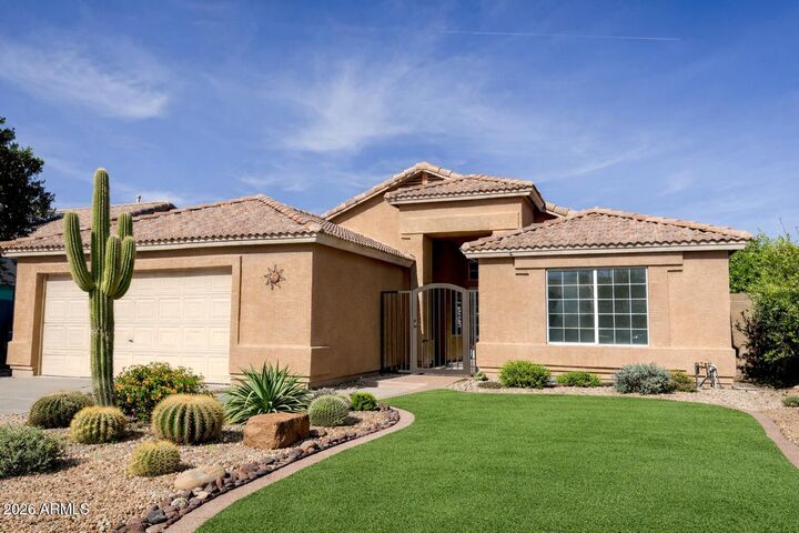 Property Photo:  946 W 14th Avenue  AZ 85120 