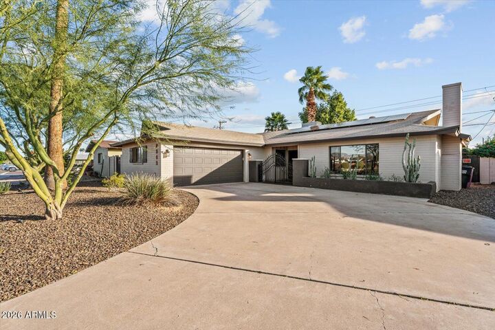 Property Photo:  8543 E Jackrabbit Road  AZ 85250 