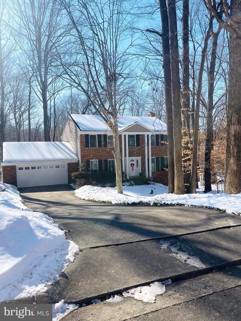 Property Photo: 15794 Beacon Hill Place VA 22025