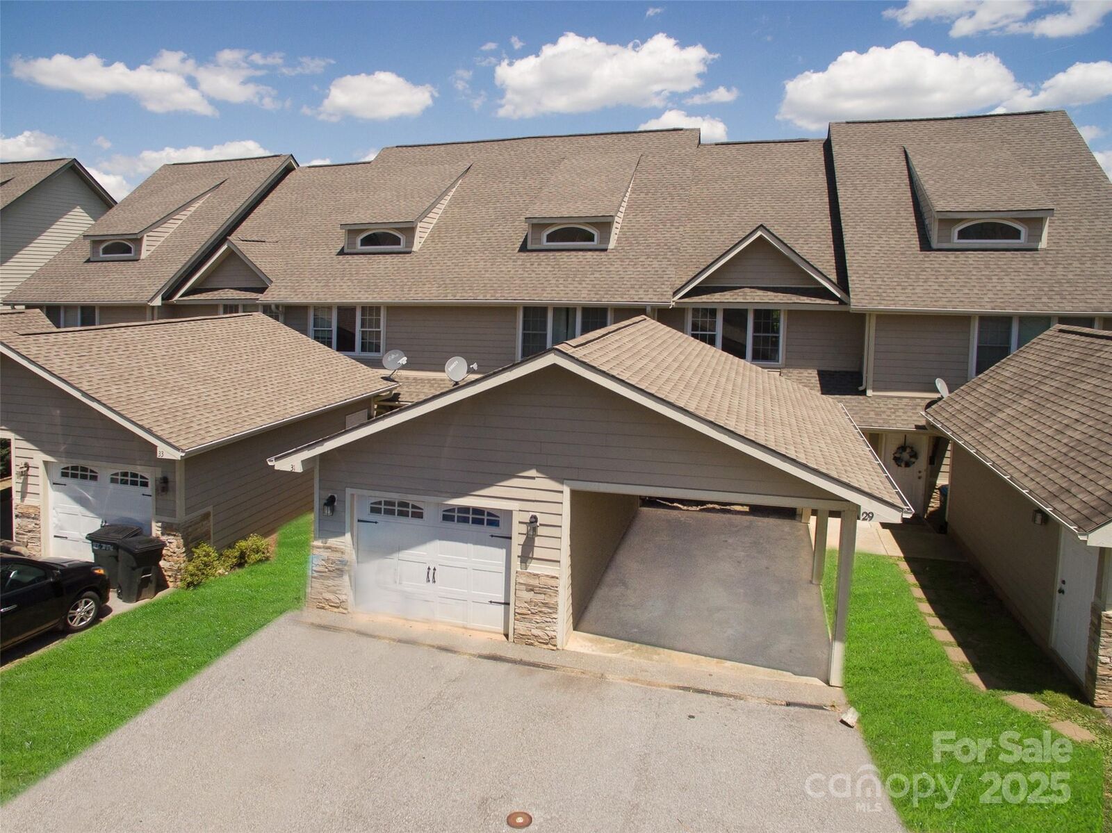 Property Photo:  29 Rotunda Circle  NC 28806 