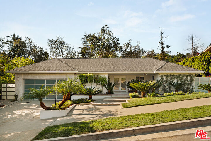 Property Photo: 2143 N Hobart Blvd CA 90027