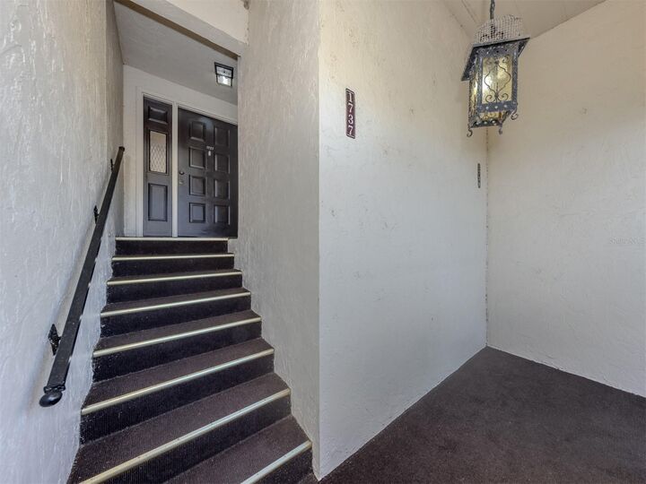 Property Photo:  1737 Bonitas Circle 1724-D  FL 34293 