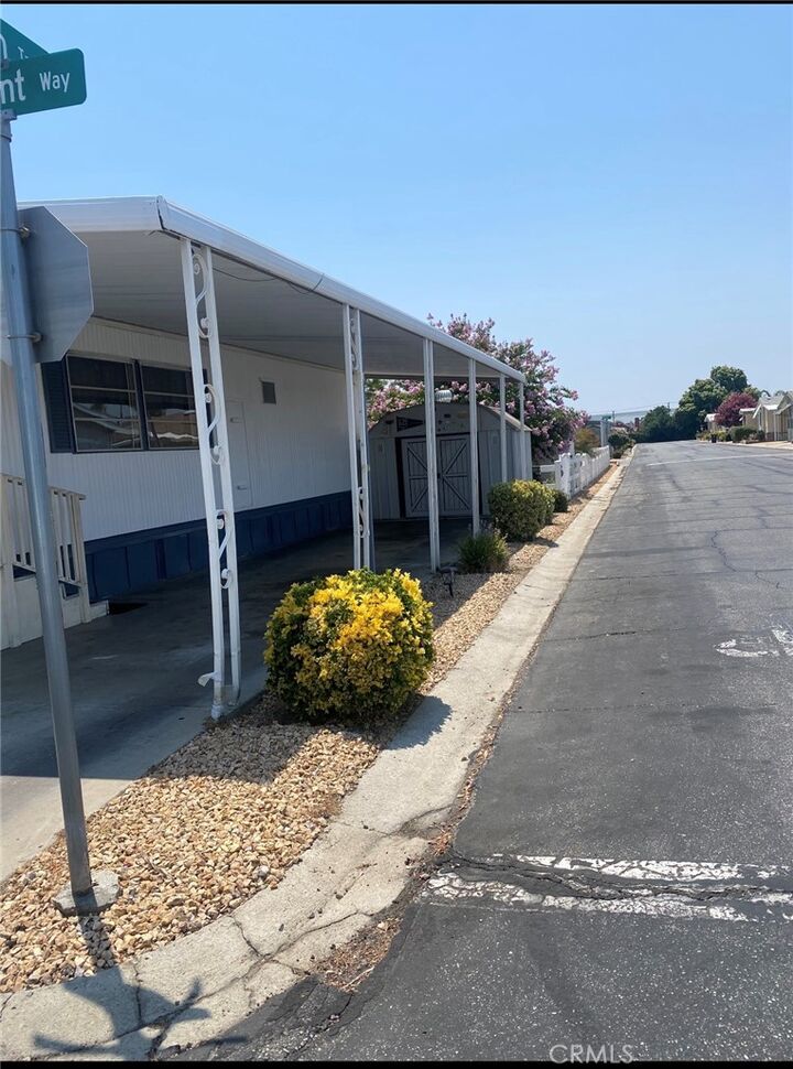 Property Photo:  2205 W Acacia Avenue 85  CA 92545 