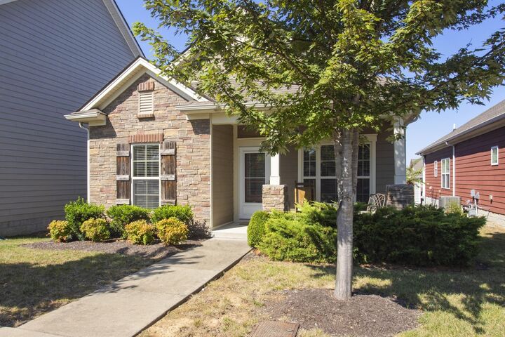 Property Photo:  1123 Frewin St  TN 37135 