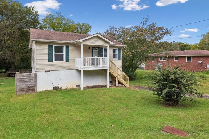 Property Photo:  1027 College Ave  TN 37209 