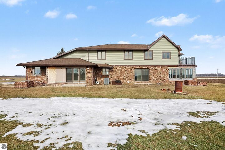 Property Photo: 6386 E Washington MI 48847