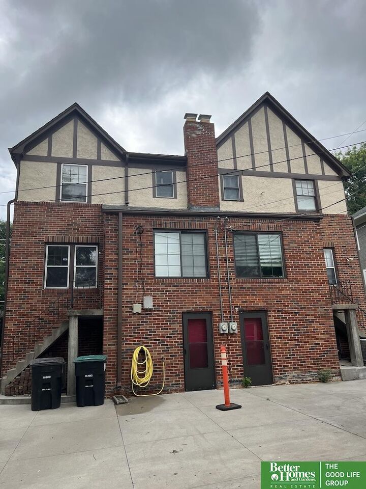 Property Photo:  514-516 S 55th Street  NE 68106 