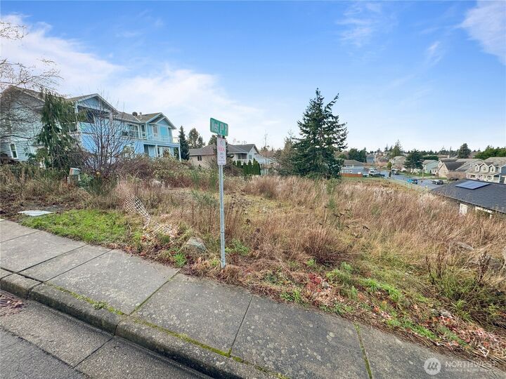 Property Photo:  1810  Kansas Avenue  WA 98221 