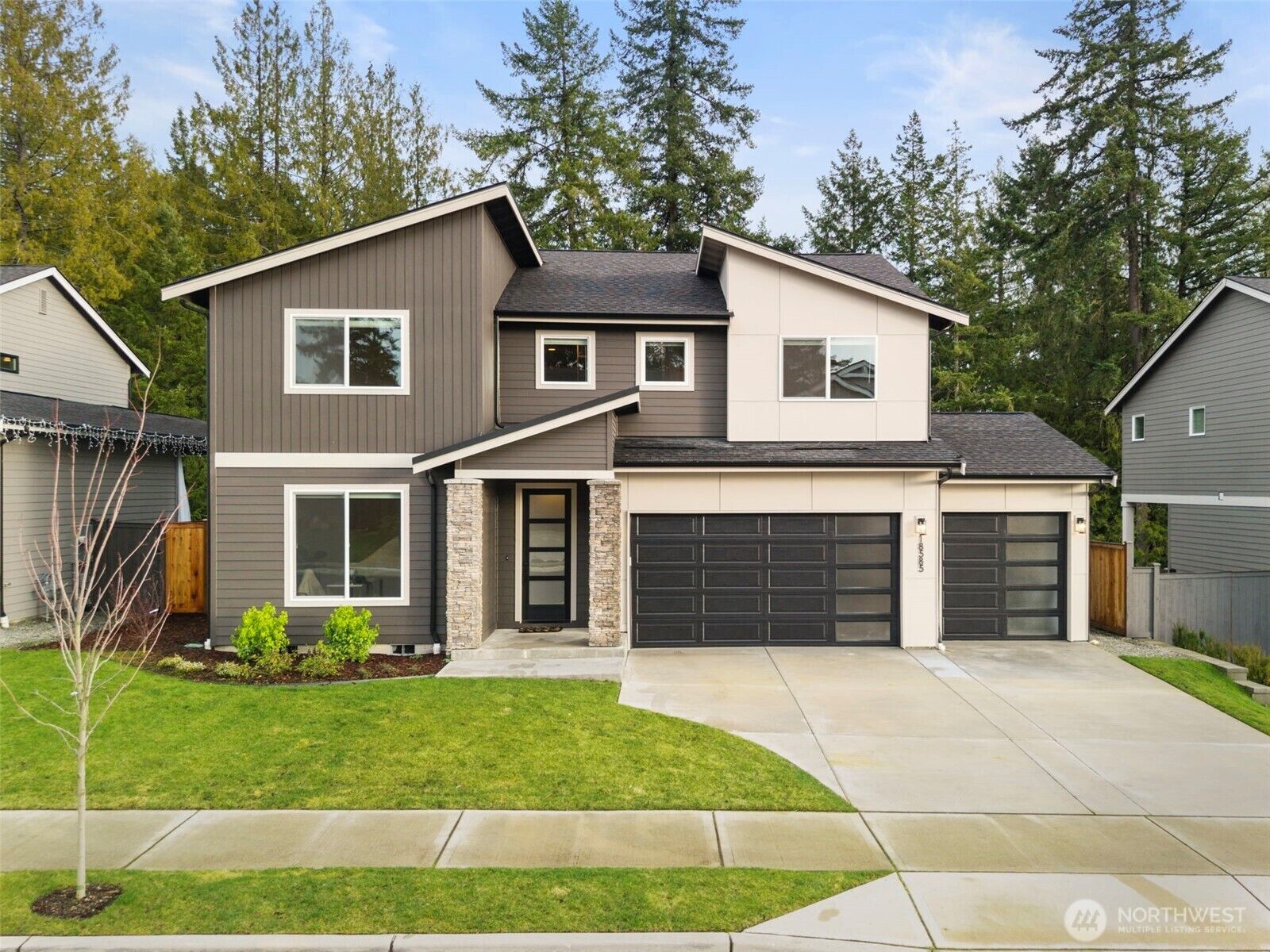 Property Photo:  18585  Sawgrass Drive NE  WA 98370 