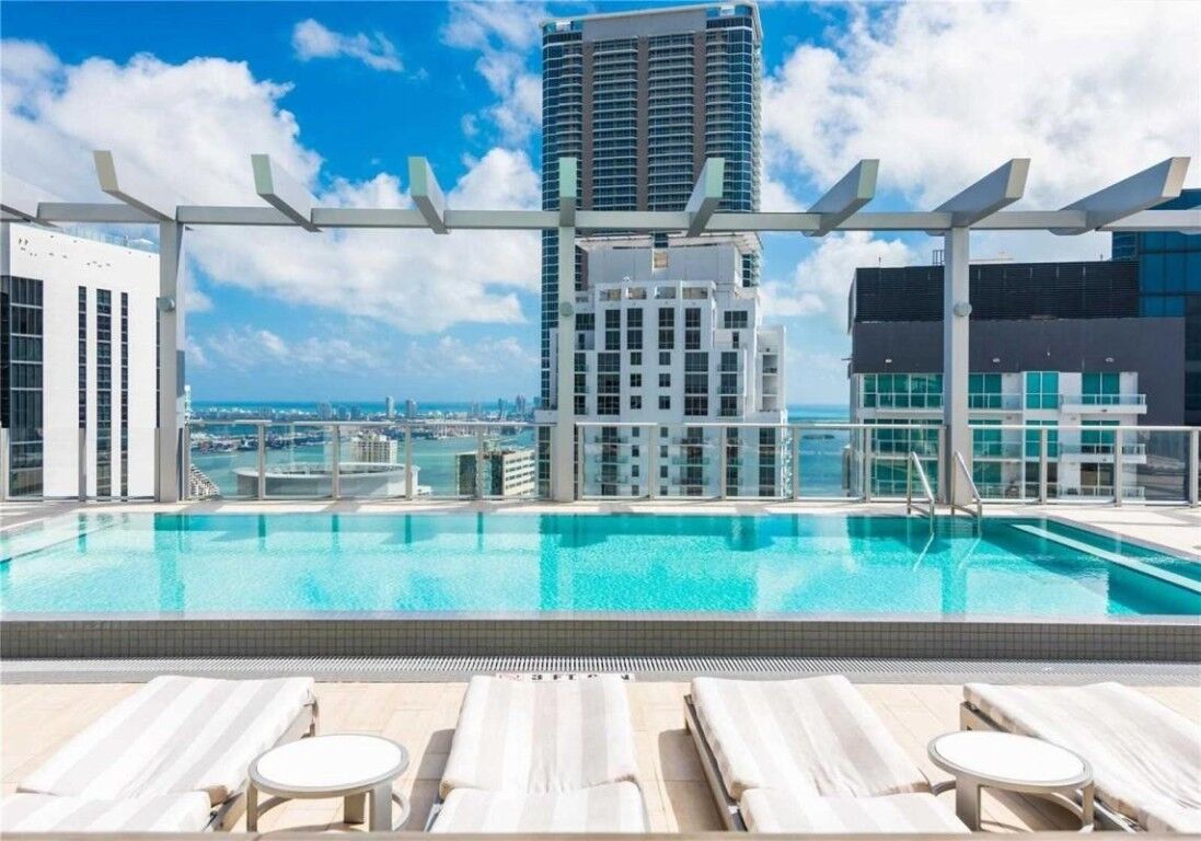 Property Photo: 1100 S Miami Avenue 4110 FL 33130